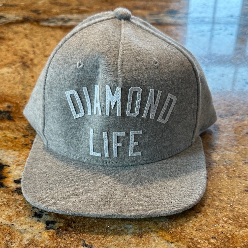 Gray 'Diamond Life' Cap